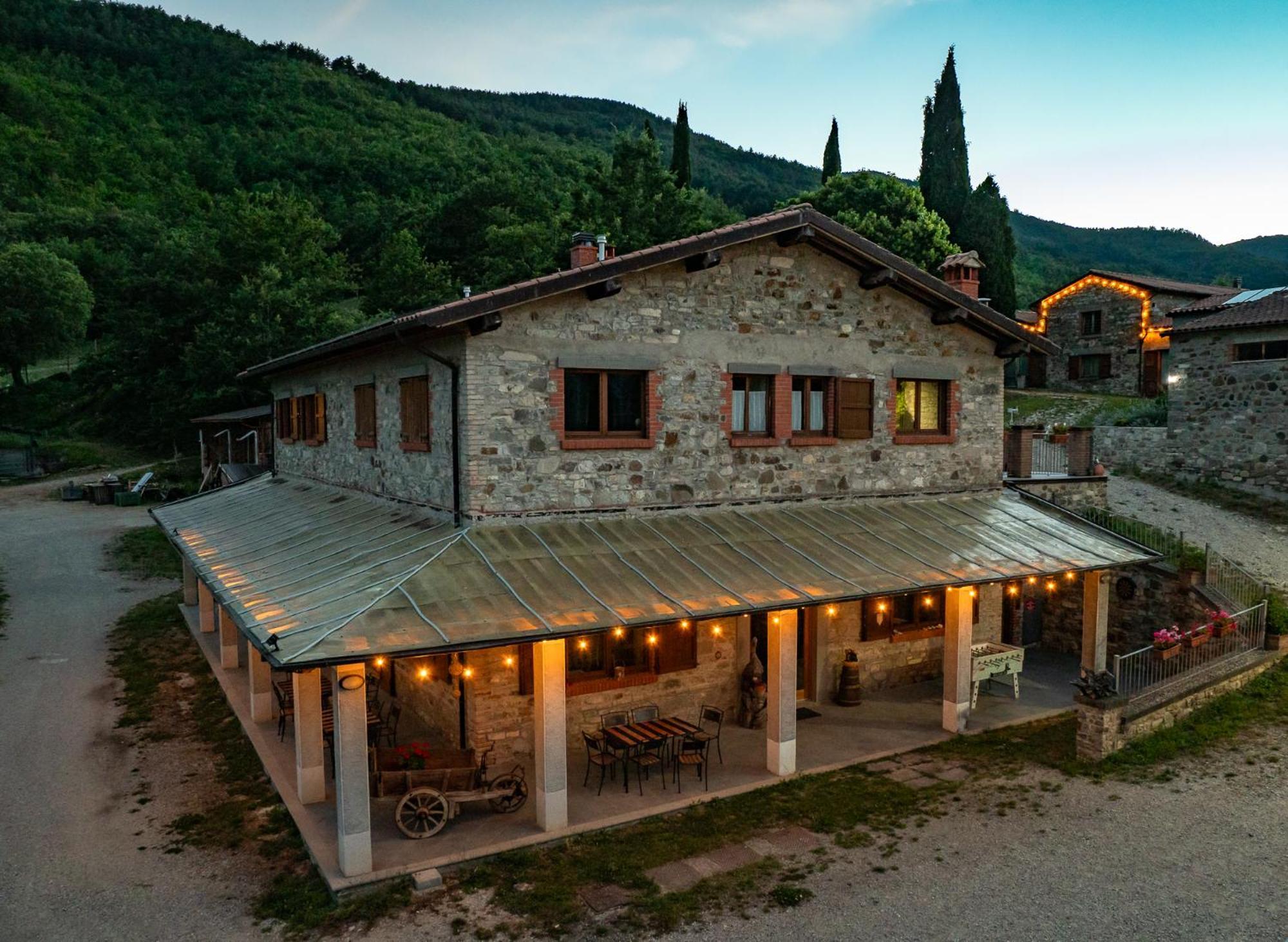 Agriturismo Villaggio Eden Пьеве-Санто-Стефано Экстерьер фото