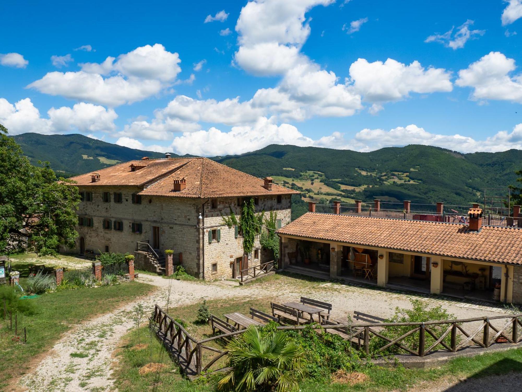 Agriturismo Villaggio Eden Пьеве-Санто-Стефано Экстерьер фото