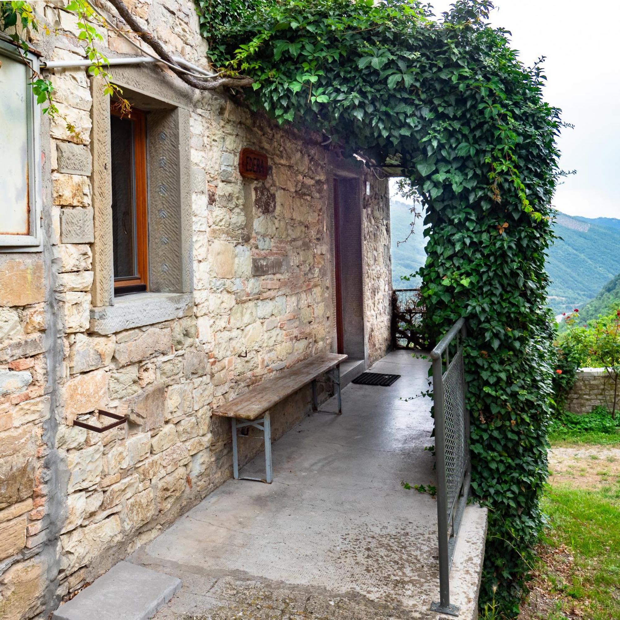 Agriturismo Villaggio Eden Пьеве-Санто-Стефано Экстерьер фото